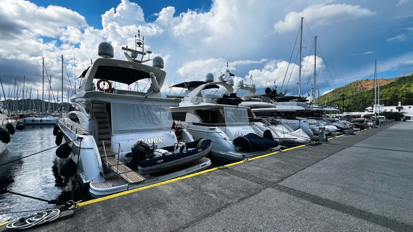 Im Yachthafen
